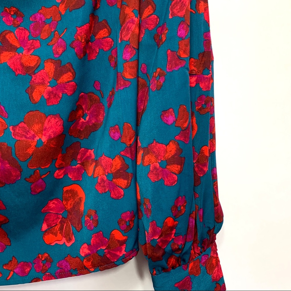 A New Day Blue / Red Floral Long Sleeve Blouse NWT - Picture 3 of 7